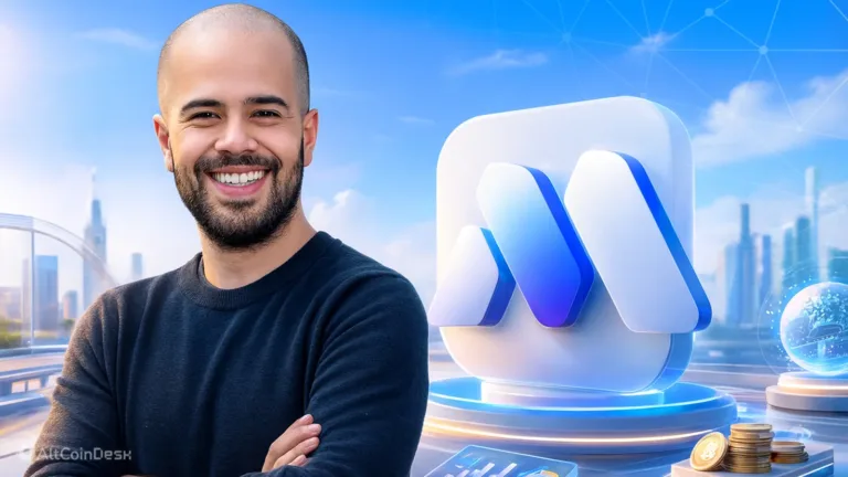 Nicholas Vaiman smiling in front of the Bubblemaps logo, representing the future of on-chain intelligence.